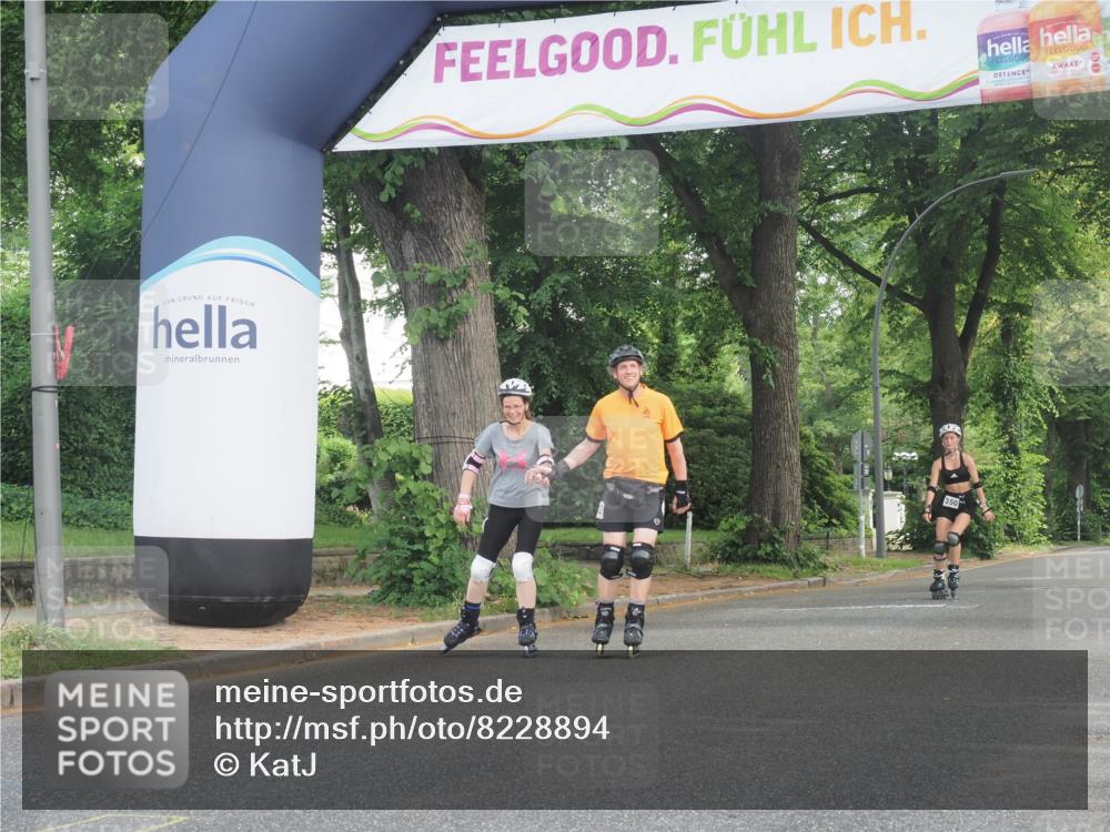 29.06.2025 - hella hamburg halbmarathon KatJ http://msf.ph/oto/8228894 29.06.2025 09:42:00 Zwischen KM18-KM19  meine-sportfotos.de