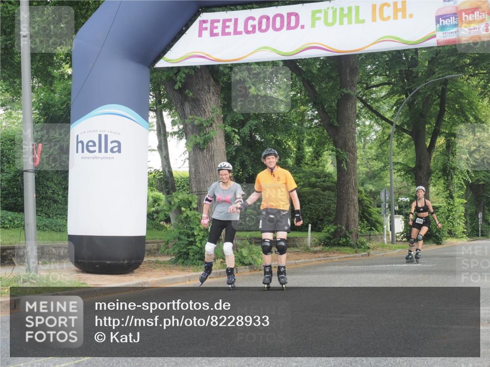 29.06.2025 - hella hamburg halbmarathon KatJ http://msf.ph/oto/8228933 29.06.2025 09:42:00 Zwischen KM18-KM19  meine-sportfotos.de
