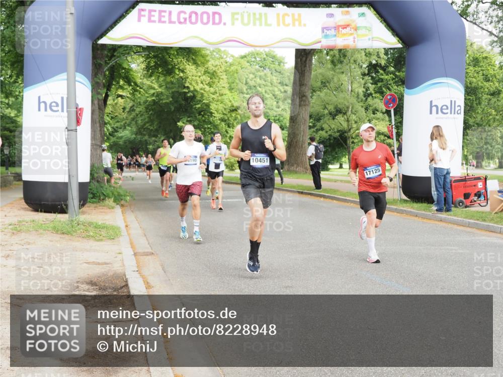 29.06.2025 - hella hamburg halbmarathon MichiJ http://msf.ph/oto/8228948 29.06.2025 10:26:12 Zwischen KM18-KM19 6047, 6123, 7310, 10451, 13148, 17125 meine-sportfotos.de