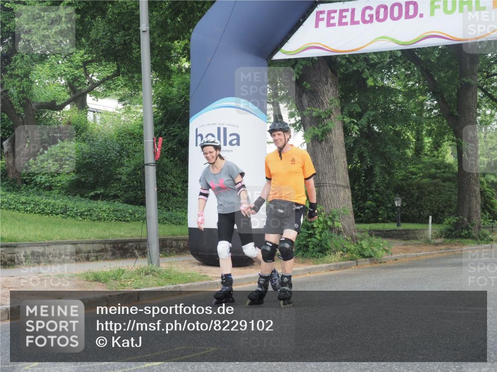 29.06.2025 - hella hamburg halbmarathon KatJ http://msf.ph/oto/8229102 29.06.2025 09:42:01 Zwischen KM18-KM19  meine-sportfotos.de