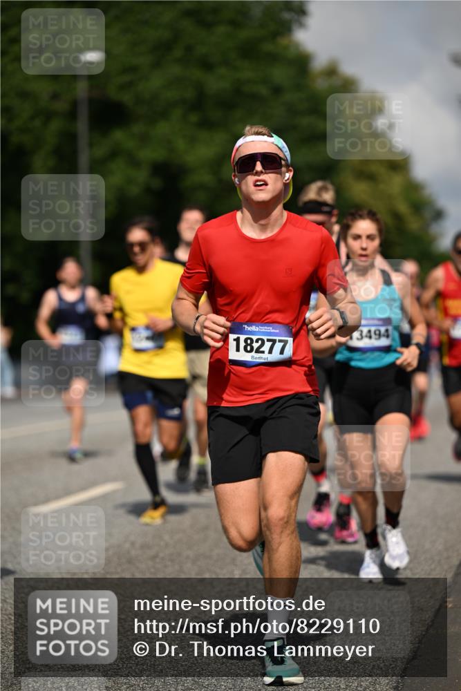 29.06.2025 - hella hamburg halbmarathon Dr. Thomas Lammeyer http://msf.ph/oto/8229110 29.06.2025 09:50:10 Kennedybrücke 1053, 1344, 1396, 1411, 1577, 1889, 2243, 4944, 5048, 5152, 5193, 5660, 7466, 7622, 7628, 8312, 8323, 10477, 10865, 10927, 11304, 11370 meine-sportfotos.de