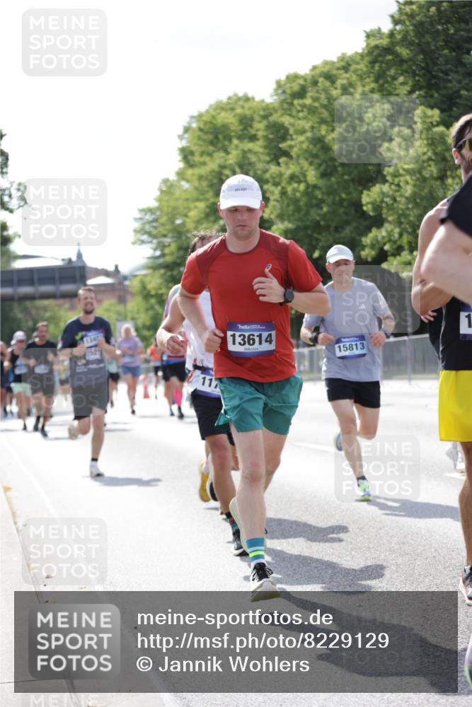 29.06.2025 - hella hamburg halbmarathon Jannik Wohlers http://msf.ph/oto/8229129 29.06.2025 09:52:04 Lombardsbrücke 1139, 1169, 1220, 1468, 1512, 3305, 3618, 3852, 4565, 4871, 4915, 5011, 6550, 7067, 7432, 7865, 7961, 8852, 9348, 9444, 10493, 10741, 10796, 11062, 11495, 11679, 11779, 12046, 12772, 13403, 13614, 13728, 14257, 14449, 14703, 14813, 15233, 15247, 15808, 15813, 16338, 16591, 16592, 17000, 17159, 17281, 17391, 17846, 17926, 18560, 18637, 18659, 18775, 18987 meine-sportfotos.de