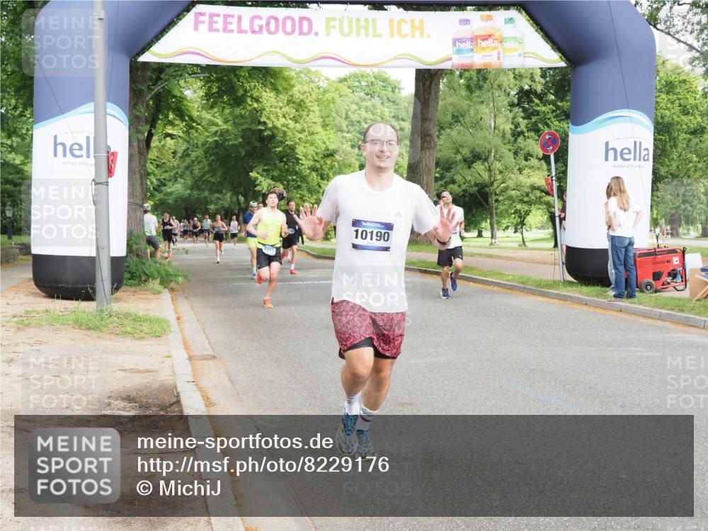 29.06.2025 - hella hamburg halbmarathon MichiJ http://msf.ph/oto/8229176 29.06.2025 10:26:13 Zwischen KM18-KM19 6047, 6123, 10190, 10451, 13148, 17125 meine-sportfotos.de