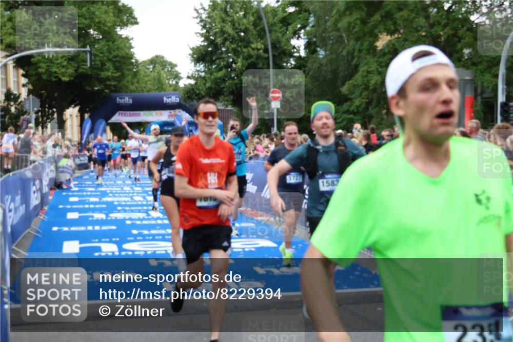 29.06.2025 - hella hamburg halbmarathon Zöllner http://msf.ph/oto/8229394 29.06.2025 10:53:30 Ziel 1061, 1499, 1727, 2070, 5866, 6198, 6629, 6942, 8651, 11068, 12909, 13912, 13997, 15838, 17710, 18134 meine-sportfotos.de