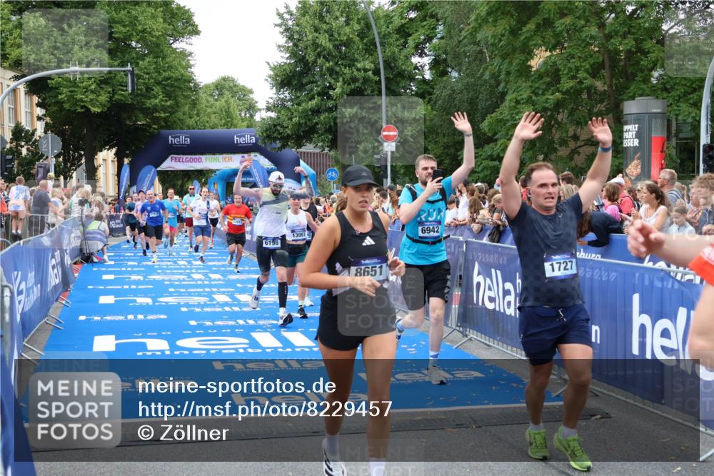 29.06.2025 - hella hamburg halbmarathon Zöllner http://msf.ph/oto/8229457 29.06.2025 10:53:31 Ziel 1061, 1499, 1727, 2070, 5866, 6198, 6629, 6942, 8651, 11068, 12909, 13912, 13997, 15497, 17710, 18450 meine-sportfotos.de