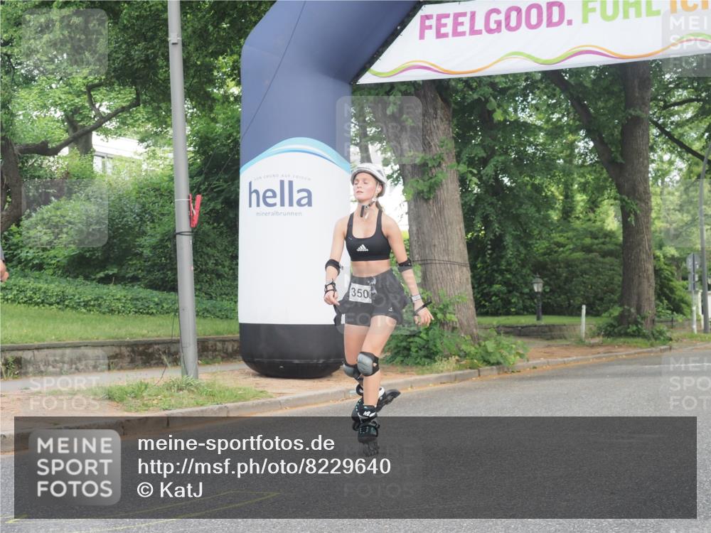 29.06.2025 - hella hamburg halbmarathon KatJ http://msf.ph/oto/8229640 29.06.2025 09:42:03 Zwischen KM18-KM19  meine-sportfotos.de