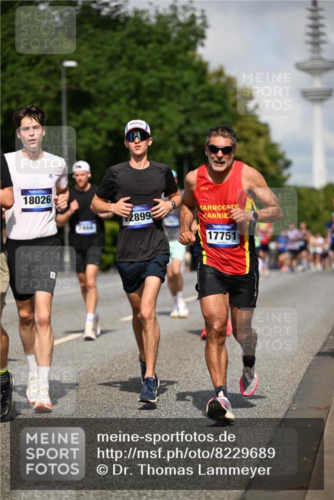 29.06.2025 - hella hamburg halbmarathon Dr. Thomas Lammeyer http://msf.ph/oto/8229689 29.06.2025 09:50:12 Kennedybrücke 1053, 1396, 1411, 1577, 1889, 2243, 4944, 5048, 5152, 5193, 5660, 7466, 7622, 8312, 8323, 10477, 10927, 11304, 11370 meine-sportfotos.de