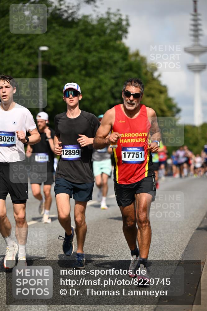 29.06.2025 - hella hamburg halbmarathon Dr. Thomas Lammeyer http://msf.ph/oto/8229745 29.06.2025 09:50:13 Kennedybrücke 1053, 1396, 1411, 1577, 1889, 1959, 2243, 2836, 4944, 5048, 5152, 5193, 5660, 7080, 7466, 7622, 7867, 8312, 8323, 10477, 10927, 11304, 11370 meine-sportfotos.de
