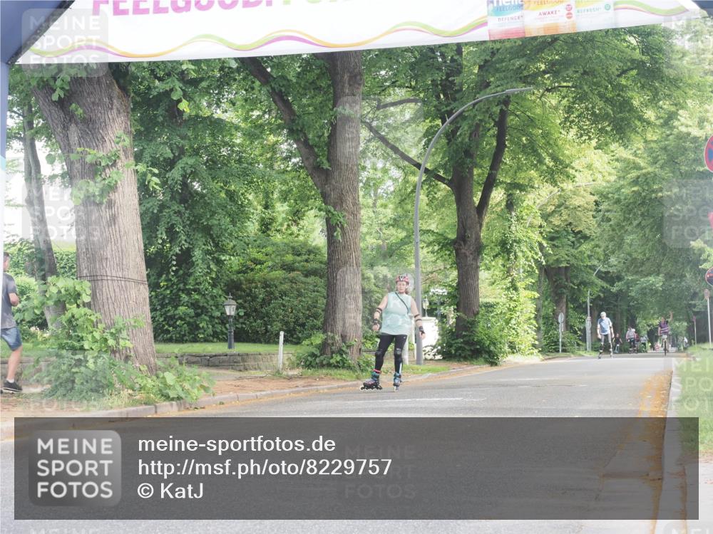29.06.2025 - hella hamburg halbmarathon KatJ http://msf.ph/oto/8229757 29.06.2025 09:42:10 Zwischen KM18-KM19  meine-sportfotos.de