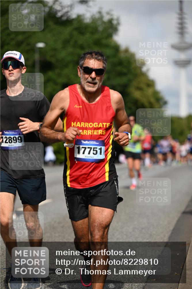 29.06.2025 - hella hamburg halbmarathon Dr. Thomas Lammeyer http://msf.ph/oto/8229810 29.06.2025 09:50:13 Kennedybrücke 1053, 1396, 1411, 1577, 1889, 1959, 2243, 2836, 4944, 5048, 5152, 5193, 5660, 7080, 7466, 7622, 7867, 8312, 8323, 10477, 10927, 11304, 11370 meine-sportfotos.de