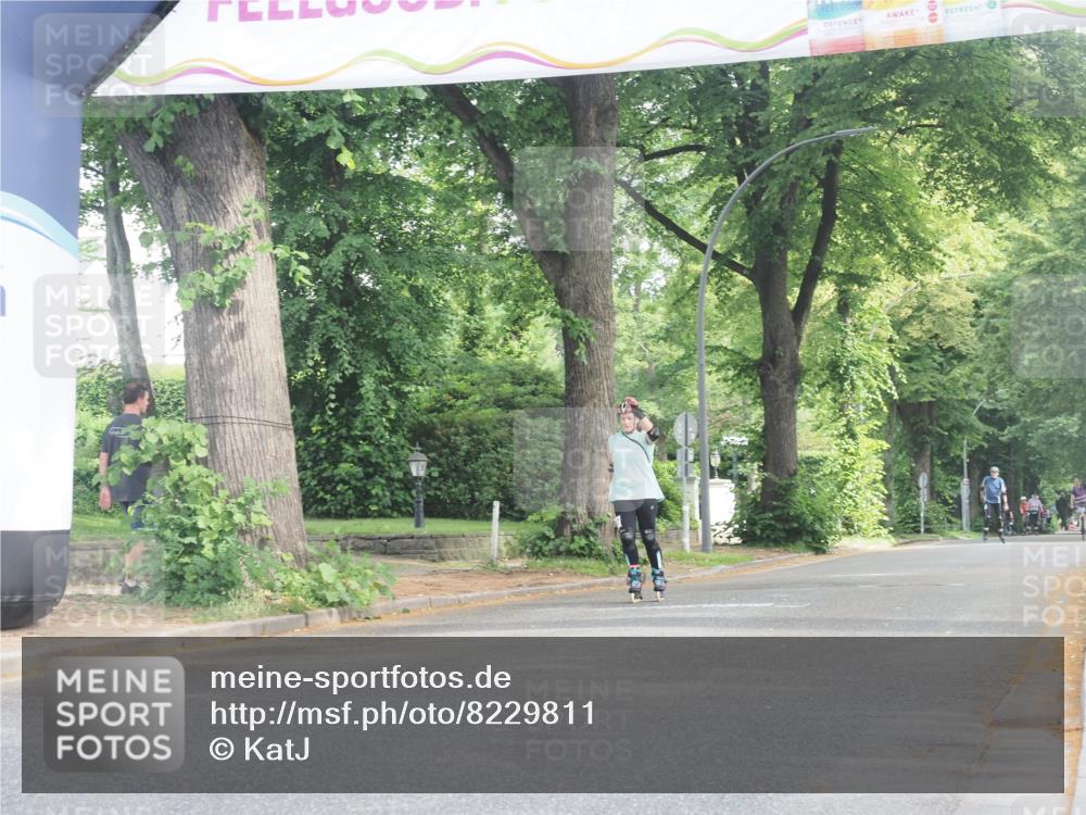 29.06.2025 - hella hamburg halbmarathon KatJ http://msf.ph/oto/8229811 29.06.2025 09:42:11 Zwischen KM18-KM19  meine-sportfotos.de