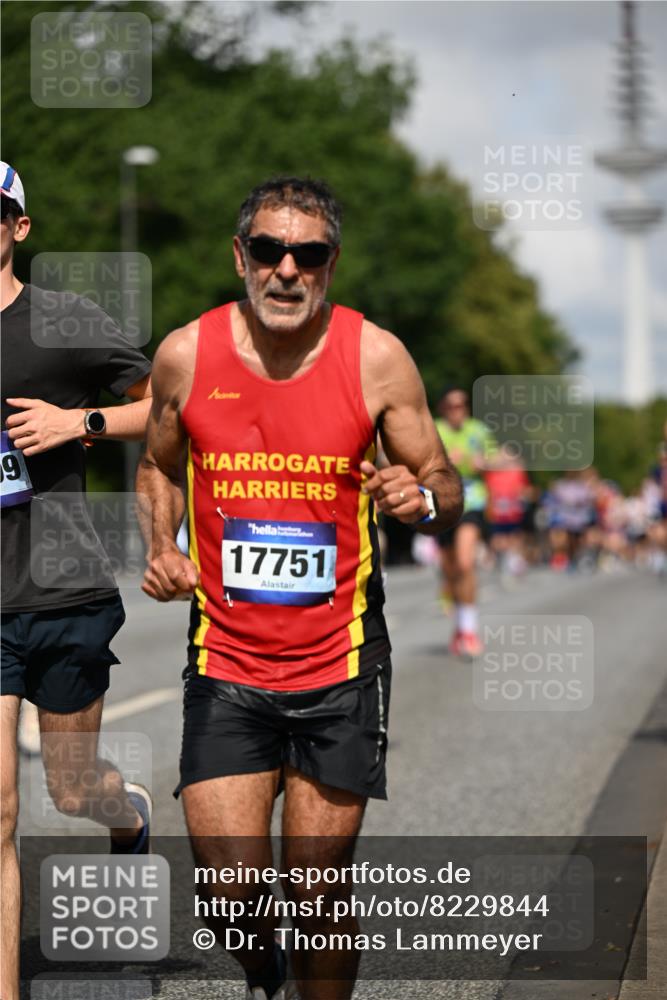 29.06.2025 - hella hamburg halbmarathon Dr. Thomas Lammeyer http://msf.ph/oto/8229844 29.06.2025 09:50:13 Kennedybrücke 1053, 1396, 1411, 1577, 1889, 1959, 2243, 2836, 4944, 5048, 5152, 5193, 5660, 7080, 7466, 7622, 7867, 8312, 8323, 10477, 10927, 11304, 11370 meine-sportfotos.de