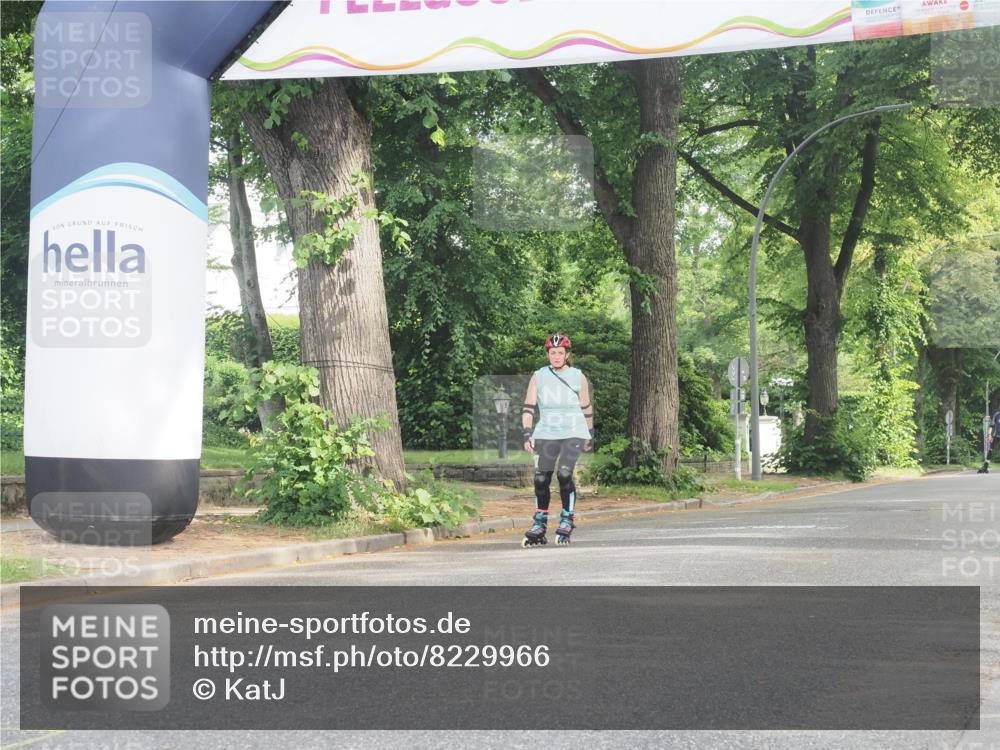 29.06.2025 - hella hamburg halbmarathon KatJ http://msf.ph/oto/8229966 29.06.2025 09:42:12 Zwischen KM18-KM19  meine-sportfotos.de