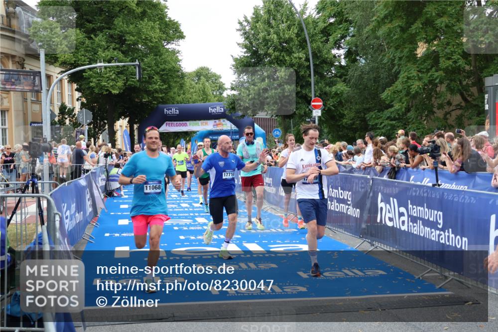 29.06.2025 - hella hamburg halbmarathon Zöllner http://msf.ph/oto/8230047 29.06.2025 10:53:36 Ziel 1030, 1061, 1098, 1499, 1502, 1783, 2070, 3399, 5866, 6628, 6762, 10549, 11068, 12909, 13912, 15113, 15497, 15856, 17710, 18450, 18612, 18666 meine-sportfotos.de
