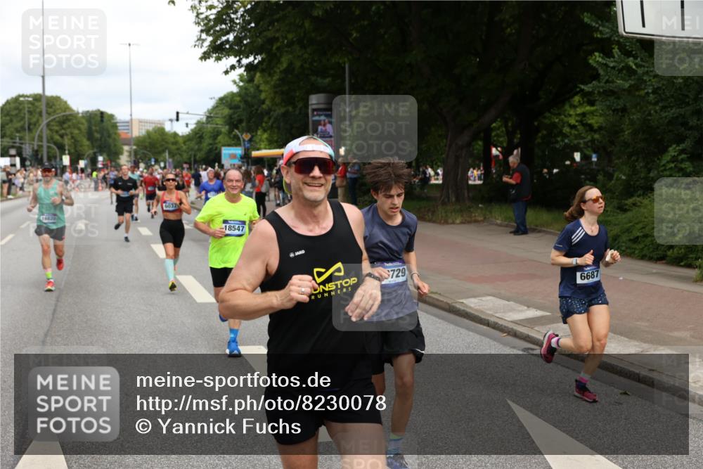 29.06.2025 - hella hamburg halbmarathon Yannick Fuchs http://msf.ph/oto/8230078 29.06.2025 10:33:52 20KM 1343, 1445, 1803, 2525, 2546, 3282, 3783, 4759, 6037, 6686, 6687, 7981, 8450, 8925, 8958, 9265, 11305, 11619, 12772, 13137, 13479, 13514, 13729, 14204, 14311, 14359, 15013, 15094, 15257, 15556, 15866, 15873, 15965, 16656, 16820, 17005, 17215, 17360, 18149, 18285, 18547, 18734 meine-sportfotos.de