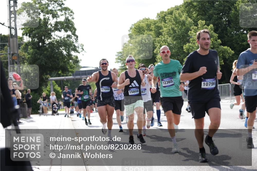 29.06.2025 - hella hamburg halbmarathon Jannik Wohlers http://msf.ph/oto/8230286 29.06.2025 09:52:10 Lombardsbrücke 1139, 1169, 1220, 1415, 1512, 2189, 3852, 4565, 4915, 5007, 5011, 5477, 6550, 7067, 7432, 7451, 7865, 7961, 8852, 10099, 10741, 10796, 11495, 11679, 11779, 12046, 12365, 12372, 12579, 12723, 12772, 13403, 13614, 13687, 13714, 14257, 14449, 14703, 14813, 15233, 15247, 15301, 15356, 15362, 15808, 15813, 15894, 16338, 16591, 17000, 17281, 17391, 17846, 17926, 18560, 18632, 18637, 18680, 18775, 18982 meine-sportfotos.de