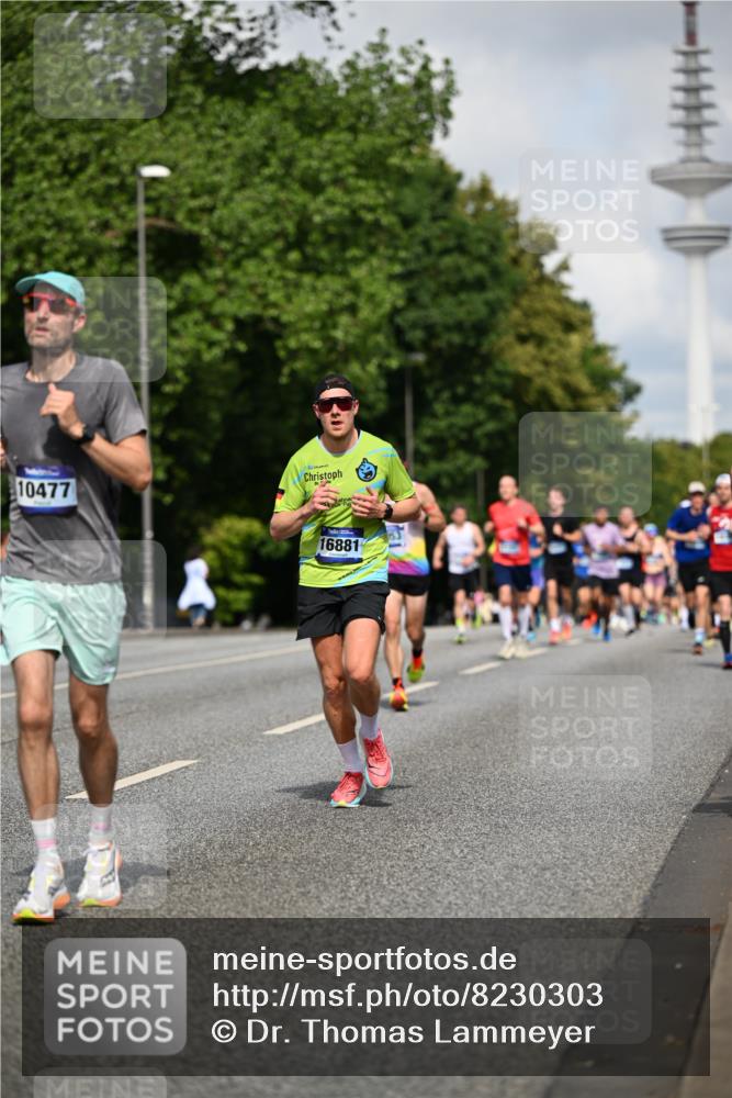 29.06.2025 - hella hamburg halbmarathon Dr. Thomas Lammeyer http://msf.ph/oto/8230303 29.06.2025 09:50:16 Kennedybrücke 1053, 1396, 1407, 1411, 1577, 1889, 1959, 2243, 2836, 3935, 5048, 5152, 5193, 5660, 7080, 7466, 7622, 7867, 8312, 8323, 10477, 10927, 11304, 11370 meine-sportfotos.de