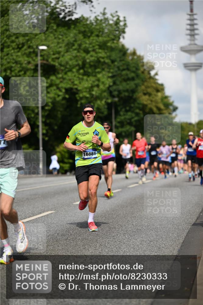 29.06.2025 - hella hamburg halbmarathon Dr. Thomas Lammeyer http://msf.ph/oto/8230333 29.06.2025 09:50:16 Kennedybrücke 1053, 1396, 1407, 1411, 1577, 1889, 1959, 2243, 2836, 3935, 5048, 5152, 5193, 5660, 7080, 7466, 7622, 7867, 8312, 8323, 10477, 10927, 11304, 11370 meine-sportfotos.de