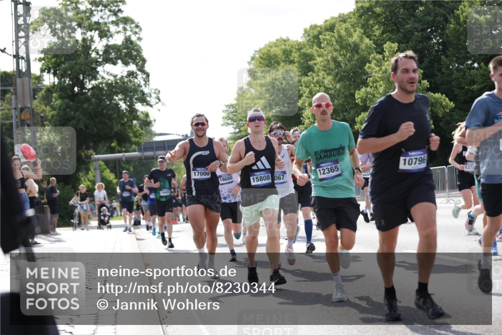 29.06.2025 - hella hamburg halbmarathon Jannik Wohlers http://msf.ph/oto/8230344 29.06.2025 09:52:10 Lombardsbrücke 1139, 1169, 1220, 1415, 1512, 2189, 3852, 4565, 4915, 5007, 5011, 5477, 6550, 7067, 7432, 7451, 7865, 7961, 8852, 10099, 10741, 10796, 11495, 11679, 11779, 12046, 12365, 12372, 12579, 12723, 12772, 13403, 13614, 13687, 13714, 14257, 14449, 14703, 14813, 15233, 15247, 15301, 15356, 15362, 15808, 15813, 15894, 16338, 16591, 17000, 17281, 17391, 17846, 17926, 18560, 18632, 18637, 18680, 18775, 18982 meine-sportfotos.de