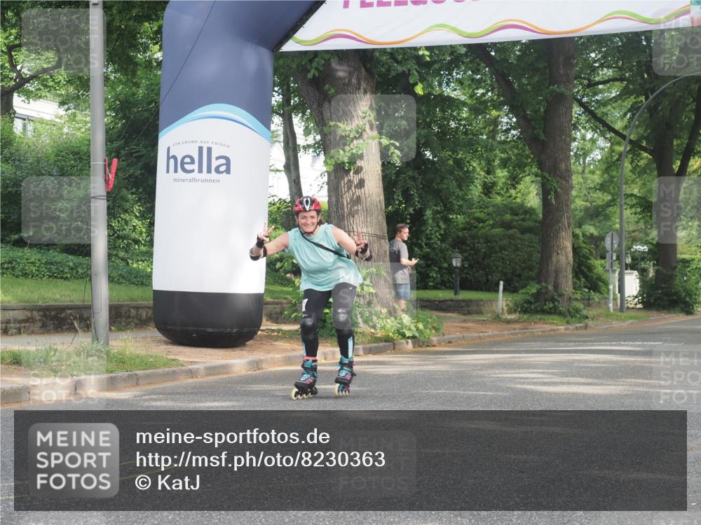 29.06.2025 - hella hamburg halbmarathon KatJ http://msf.ph/oto/8230363 29.06.2025 09:42:13 Zwischen KM18-KM19  meine-sportfotos.de
