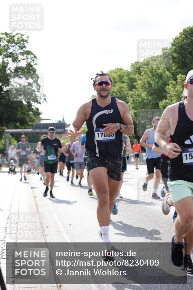 29.06.2025 - hella hamburg halbmarathon Jannik Wohlers http://msf.ph/oto/8230409 29.06.2025 09:52:12 Lombardsbrücke 1169, 1220, 1415, 1512, 1613, 2189, 3109, 3124, 4497, 4565, 5007, 5011, 5477, 6550, 7067, 7191, 7432, 7451, 7865, 7961, 8852, 10099, 10741, 10796, 11779, 12046, 12365, 12372, 12579, 12588, 12723, 13403, 13614, 13687, 13714, 14257, 14449, 14703, 14813, 15247, 15301, 15356, 15362, 15808, 15813, 15894, 16338, 17000, 17281, 17391, 17846, 17926, 18632, 18637, 18680, 18775, 18982 meine-sportfotos.de