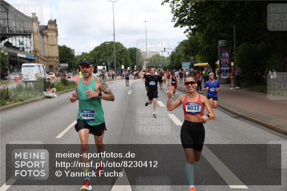 29.06.2025 - hella hamburg halbmarathon Yannick Fuchs http://msf.ph/oto/8230412 29.06.2025 10:33:54 20KM 1343, 1445, 1803, 2525, 2546, 2563, 3282, 3783, 4759, 6037, 6686, 6687, 7981, 8925, 9265, 11305, 11619, 12335, 12772, 13479, 13514, 13729, 14204, 14311, 14359, 15013, 15094, 15336, 15556, 15744, 15866, 15873, 16656, 16820, 17005, 17215, 17360, 18149, 18285, 18547, 18734 meine-sportfotos.de