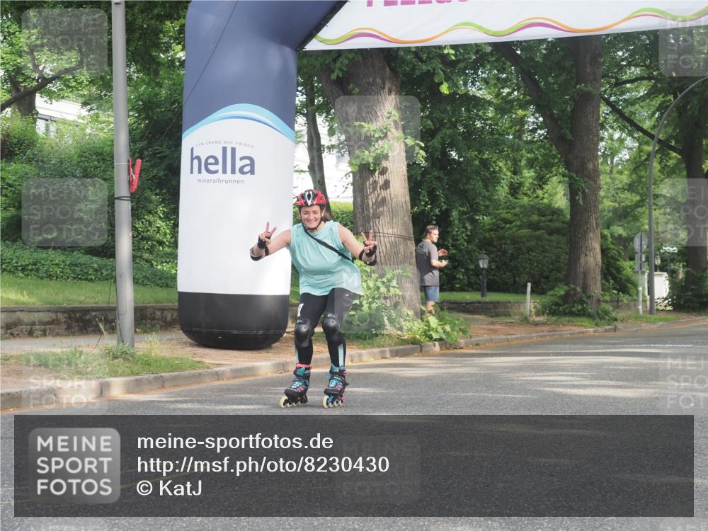 29.06.2025 - hella hamburg halbmarathon KatJ http://msf.ph/oto/8230430 29.06.2025 09:42:14 Zwischen KM18-KM19  meine-sportfotos.de