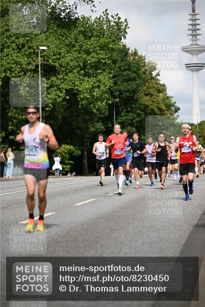 29.06.2025 - hella hamburg halbmarathon Dr. Thomas Lammeyer http://msf.ph/oto/8230450 29.06.2025 09:50:19 Kennedybrücke 1053, 1396, 1407, 1411, 1577, 1959, 2243, 2836, 3935, 5048, 5152, 5193, 5660, 6305, 6473, 7080, 7466, 7622, 7867, 8312, 8323, 9376, 9508, 10477, 11370 meine-sportfotos.de