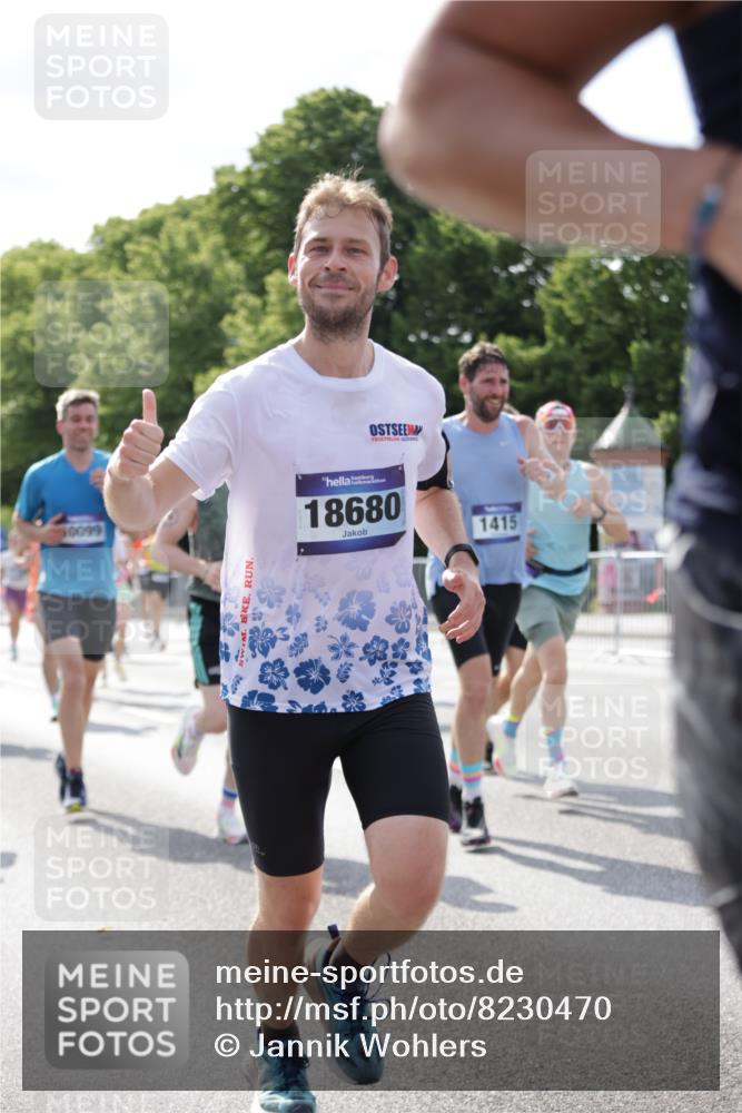 29.06.2025 - hella hamburg halbmarathon Jannik Wohlers http://msf.ph/oto/8230470 29.06.2025 09:52:13 Lombardsbrücke 1169, 1220, 1415, 1512, 1613, 2189, 3109, 3124, 4497, 5007, 5011, 5477, 6550, 7067, 7191, 7432, 7451, 7843, 7865, 7961, 8852, 10099, 10796, 10969, 11779, 12046, 12365, 12372, 12579, 12588, 12723, 13403, 13614, 13687, 13714, 14257, 14703, 14813, 15247, 15280, 15301, 15356, 15362, 15808, 15813, 15894, 16338, 17000, 17281, 17391, 17846, 18632, 18637, 18680, 18775, 18982 meine-sportfotos.de