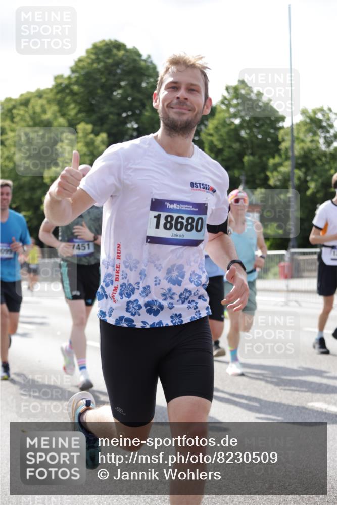 29.06.2025 - hella hamburg halbmarathon Jannik Wohlers http://msf.ph/oto/8230509 29.06.2025 09:52:13 Lombardsbrücke 1169, 1220, 1415, 1512, 1613, 2189, 3109, 3124, 4497, 5007, 5011, 5477, 6550, 7067, 7191, 7432, 7451, 7843, 7865, 7961, 8852, 10099, 10796, 10969, 11779, 12046, 12365, 12372, 12579, 12588, 12723, 13403, 13614, 13687, 13714, 14257, 14703, 14813, 15247, 15280, 15301, 15356, 15362, 15808, 15813, 15894, 16338, 17000, 17281, 17391, 17846, 18632, 18637, 18680, 18775, 18982 meine-sportfotos.de