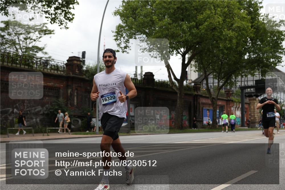 29.06.2025 - hella hamburg halbmarathon Yannick Fuchs http://msf.ph/oto/8230512 29.06.2025 10:46:45 20KM 1098, 1257, 1482, 1657, 1683, 2111, 2444, 2814, 3258, 3399, 3715, 3952, 4121, 4587, 4726, 5169, 5194, 5378, 5607, 6164, 6897, 7178, 7232, 7383, 7475, 7896, 8172, 8316, 8587, 8720, 8955, 10529, 10811, 12135, 12482, 12519, 13211, 13301, 14198, 14286, 14791, 14805, 15144, 15446, 15980, 16320, 16929, 17130, 17198, 17710, 17773, 18331 meine-sportfotos.de