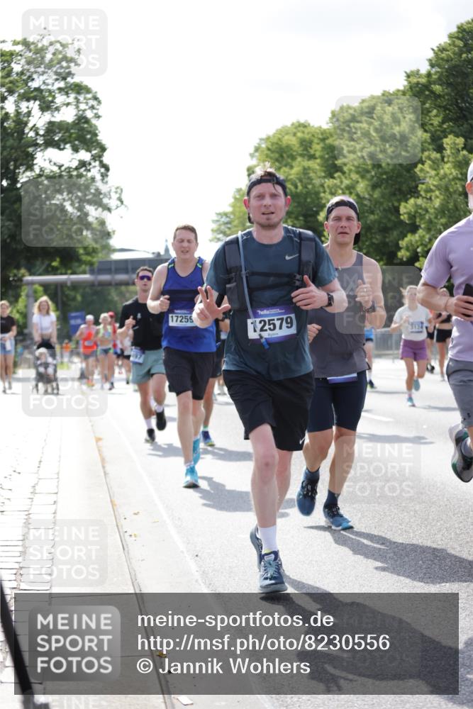 29.06.2025 - hella hamburg halbmarathon Jannik Wohlers http://msf.ph/oto/8230556 29.06.2025 09:52:16 Lombardsbrücke 1070, 1163, 1169, 1176, 1220, 1415, 1512, 1613, 2189, 3109, 3124, 4080, 4497, 5007, 5477, 7067, 7191, 7432, 7451, 7843, 7865, 7961, 10000, 10099, 10796, 10969, 11779, 12365, 12372, 12579, 12588, 12723, 13403, 13614, 13687, 13714, 14257, 14703, 14849, 15247, 15280, 15301, 15356, 15362, 15808, 15813, 15894, 16338, 16414, 17000, 17391, 17846, 18632, 18637, 18680, 18775, 18982 meine-sportfotos.de
