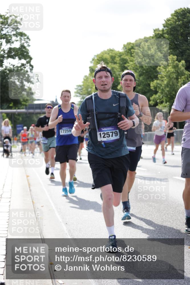 29.06.2025 - hella hamburg halbmarathon Jannik Wohlers http://msf.ph/oto/8230589 29.06.2025 09:52:16 Lombardsbrücke 1070, 1163, 1169, 1176, 1220, 1415, 1512, 1613, 2189, 3109, 3124, 4080, 4497, 5007, 5477, 7067, 7191, 7432, 7451, 7843, 7865, 7961, 10000, 10099, 10796, 10969, 11779, 12365, 12372, 12579, 12588, 12723, 13403, 13614, 13687, 13714, 14257, 14703, 14849, 15247, 15280, 15301, 15356, 15362, 15808, 15813, 15894, 16338, 16414, 17000, 17391, 17846, 18632, 18637, 18680, 18775, 18982 meine-sportfotos.de