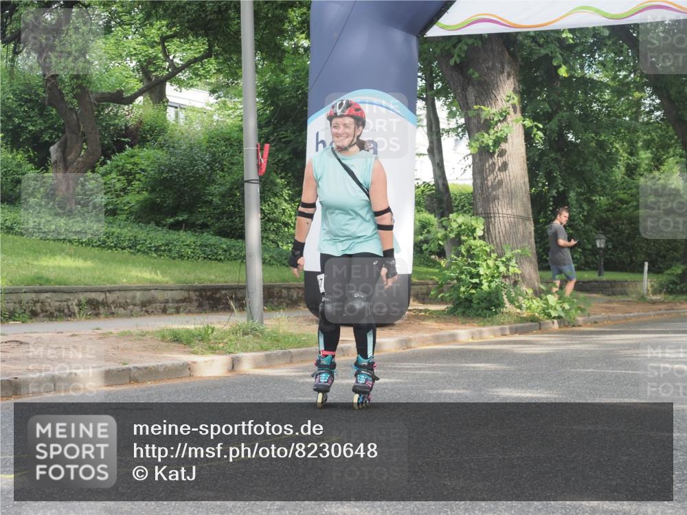 29.06.2025 - hella hamburg halbmarathon KatJ http://msf.ph/oto/8230648 29.06.2025 09:42:14 Zwischen KM18-KM19  meine-sportfotos.de