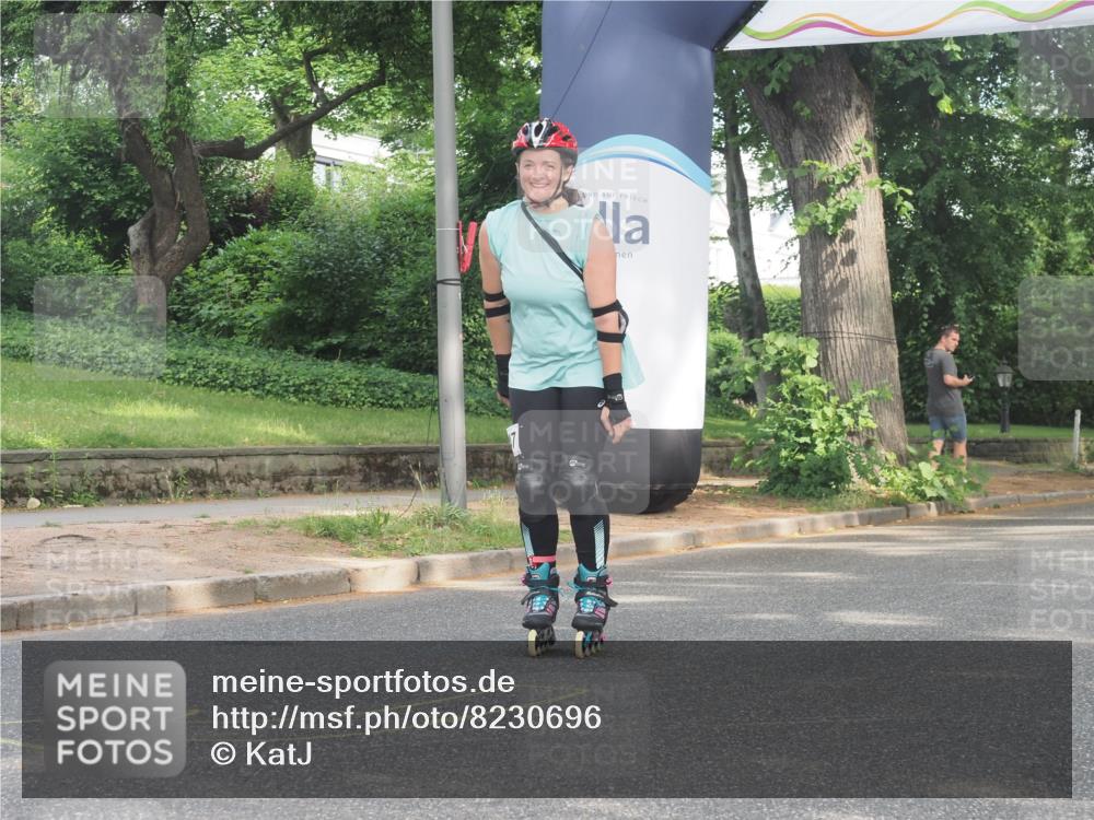 29.06.2025 - hella hamburg halbmarathon KatJ http://msf.ph/oto/8230696 29.06.2025 09:42:14 Zwischen KM18-KM19  meine-sportfotos.de