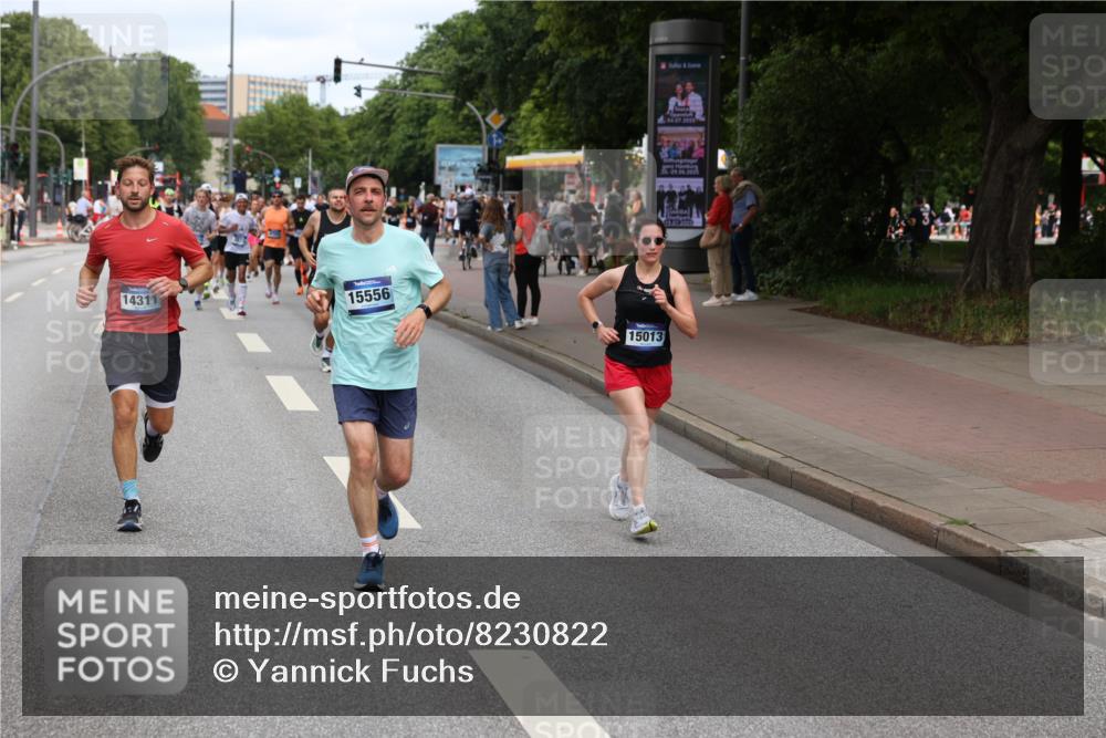 29.06.2025 - hella hamburg halbmarathon Yannick Fuchs http://msf.ph/oto/8230822 29.06.2025 10:33:57 20KM 1343, 1445, 1803, 2525, 2546, 2563, 3282, 3783, 4565, 4759, 6037, 6686, 6687, 7981, 8319, 8925, 9265, 11305, 11619, 12335, 12772, 13479, 13514, 13729, 14204, 14272, 14311, 14359, 15013, 15094, 15336, 15556, 15744, 15866, 16656, 16820, 17005, 17215, 17360, 17668, 18149, 18285, 18547, 18734, 18803 meine-sportfotos.de