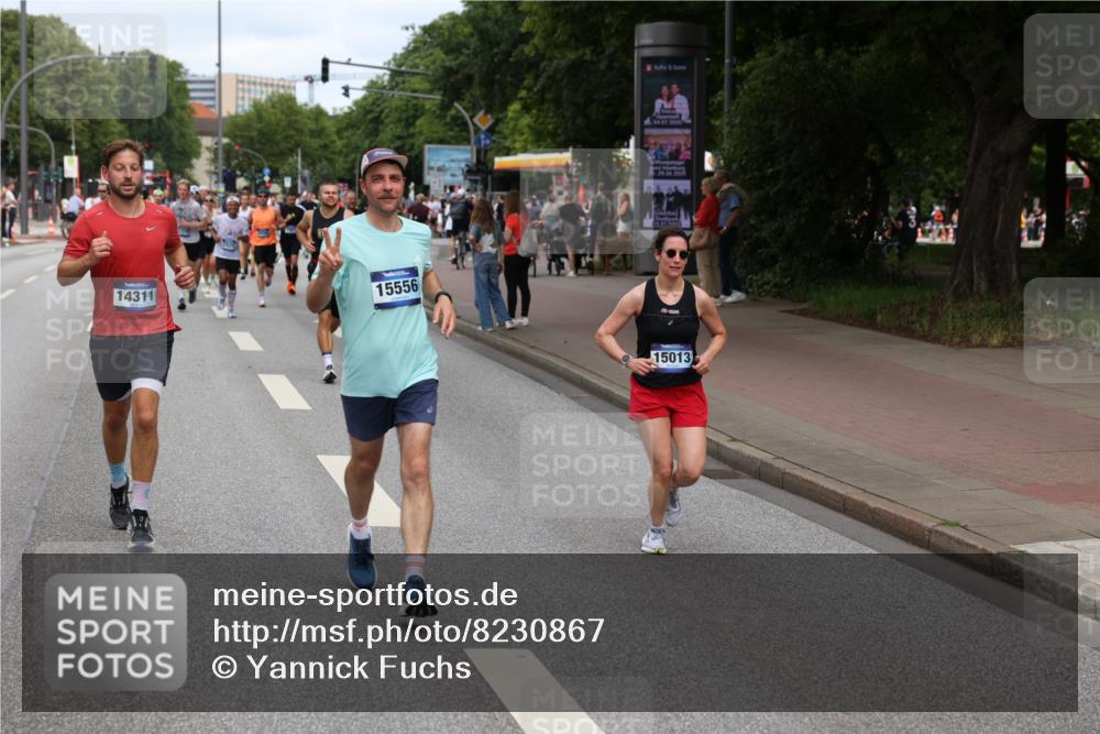 29.06.2025 - hella hamburg halbmarathon Yannick Fuchs http://msf.ph/oto/8230867 29.06.2025 10:33:58 20KM 1343, 1445, 1803, 2044, 2525, 2546, 2563, 3282, 3783, 4565, 4759, 6037, 6686, 6687, 7981, 8319, 8925, 9265, 11305, 11619, 12335, 13479, 13514, 13729, 14204, 14272, 14311, 14359, 15013, 15094, 15336, 15556, 15744, 15866, 16656, 16820, 17005, 17215, 17360, 17668, 18149, 18285, 18547, 18734, 18803 meine-sportfotos.de