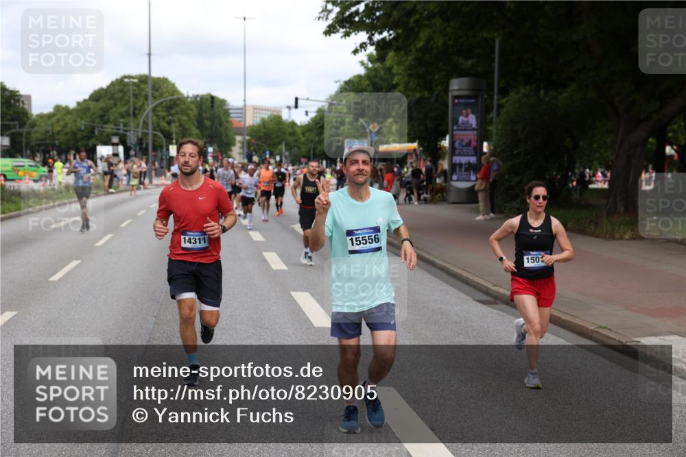 29.06.2025 - hella hamburg halbmarathon Yannick Fuchs http://msf.ph/oto/8230905 29.06.2025 10:33:58 20KM 1343, 1445, 1803, 2044, 2525, 2546, 2563, 3282, 3783, 4565, 4759, 6037, 6686, 6687, 7981, 8319, 8925, 9265, 11305, 11619, 12335, 13479, 13514, 13729, 14204, 14272, 14311, 14359, 15013, 15094, 15336, 15556, 15744, 15866, 16656, 16820, 17005, 17215, 17360, 17668, 18149, 18285, 18547, 18734, 18803 meine-sportfotos.de