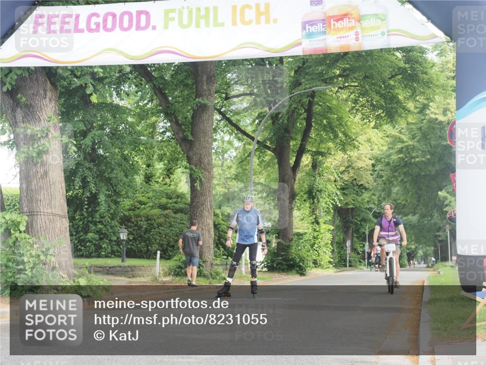 29.06.2025 - hella hamburg halbmarathon KatJ http://msf.ph/oto/8231055 29.06.2025 09:42:21 Zwischen KM18-KM19  meine-sportfotos.de
