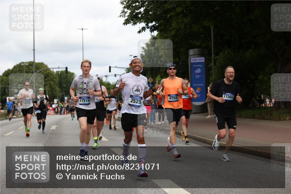 29.06.2025 - hella hamburg halbmarathon Yannick Fuchs http://msf.ph/oto/8231071 29.06.2025 10:34:03 20KM 1343, 2044, 2525, 2546, 2563, 2972, 3282, 4565, 4759, 5752, 6037, 6687, 7981, 8319, 8925, 9265, 9540, 11284, 11305, 12335, 12372, 13479, 13514, 13729, 14204, 14272, 14311, 14359, 15013, 15094, 15336, 15435, 15556, 15744, 16656, 16820, 17005, 17215, 17360, 17425, 17668, 18149, 18154, 18285, 18547, 18803 meine-sportfotos.de