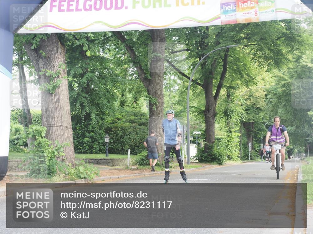 29.06.2025 - hella hamburg halbmarathon KatJ http://msf.ph/oto/8231117 29.06.2025 09:42:21 Zwischen KM18-KM19  meine-sportfotos.de