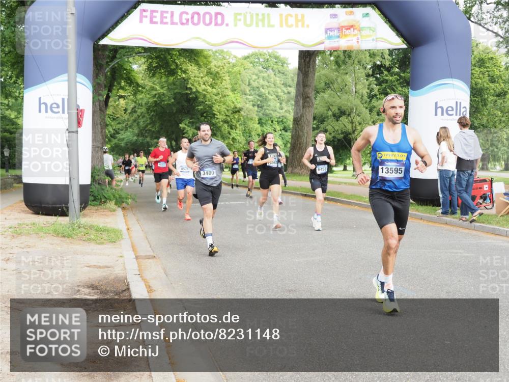 29.06.2025 - hella hamburg halbmarathon MichiJ http://msf.ph/oto/8231148 29.06.2025 10:26:33 Zwischen KM18-KM19 1505, 3480, 6458, 12739, 13595, 13900, 15303, 16698, 16992 meine-sportfotos.de
