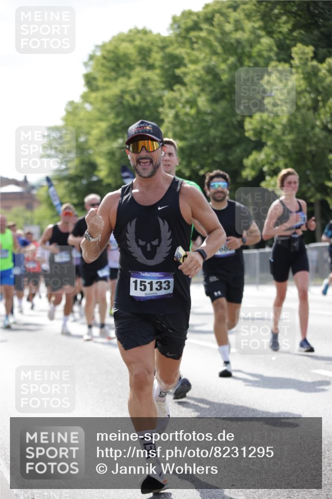 29.06.2025 - hella hamburg halbmarathon Jannik Wohlers http://msf.ph/oto/8231295 29.06.2025 09:52:27 Lombardsbrücke 1070, 1163, 1176, 1415, 1613, 1782, 2189, 2213, 2233, 2788, 2970, 3021, 3098, 3109, 3124, 3917, 3928, 4080, 4277, 4497, 4691, 4933, 4981, 5007, 5476, 5477, 5682, 6716, 7005, 7093, 7191, 7325, 7451, 7599, 7843, 8467, 9081, 9213, 9374, 9538, 10000, 10099, 10208, 10211, 10251, 10750, 10969, 11346, 11778, 12372, 12534, 12579, 12588, 12783, 13687, 13709, 13714, 14661, 14690, 14849, 15126, 15133, 15280, 15301, 15356, 15362, 15894, 16414, 18982 meine-sportfotos.de