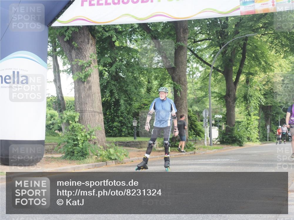 29.06.2025 - hella hamburg halbmarathon KatJ http://msf.ph/oto/8231324 29.06.2025 09:42:22 Zwischen KM18-KM19  meine-sportfotos.de