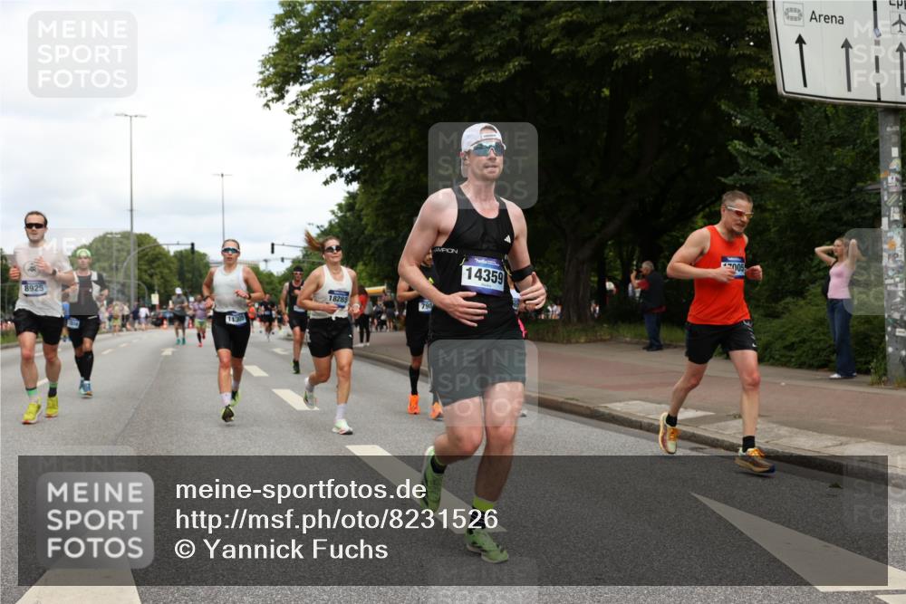 29.06.2025 - hella hamburg halbmarathon Yannick Fuchs http://msf.ph/oto/8231526 29.06.2025 10:34:06 20KM 1343, 2044, 2525, 2546, 2563, 2972, 3282, 3547, 4565, 4759, 5752, 7981, 8319, 8925, 9116, 9265, 9540, 11284, 11305, 11806, 12335, 12372, 13479, 13514, 14204, 14272, 14311, 14359, 15013, 15094, 15336, 15435, 15556, 15744, 16656, 17005, 17215, 17360, 17425, 17668, 18149, 18154, 18285, 18803 meine-sportfotos.de