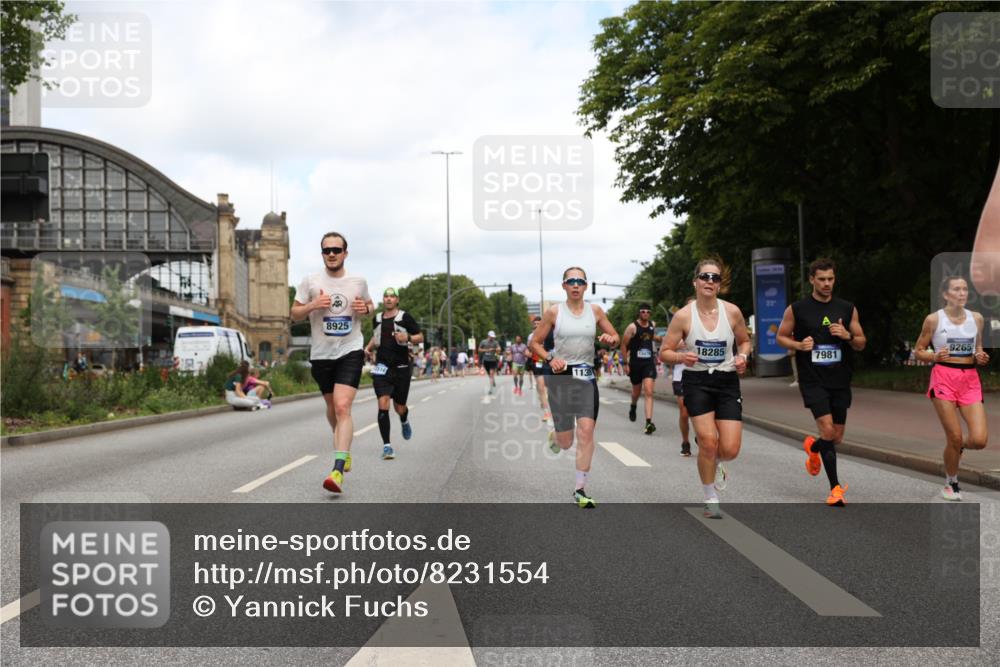 29.06.2025 - hella hamburg halbmarathon Yannick Fuchs http://msf.ph/oto/8231554 29.06.2025 10:34:06 20KM 1343, 2044, 2525, 2546, 2563, 2972, 3282, 3547, 4565, 4759, 5752, 7981, 8319, 8925, 9116, 9265, 9540, 11284, 11305, 11806, 12335, 12372, 13479, 13514, 14204, 14272, 14311, 14359, 15013, 15094, 15336, 15435, 15556, 15744, 16656, 17005, 17215, 17360, 17425, 17668, 18149, 18154, 18285, 18803 meine-sportfotos.de