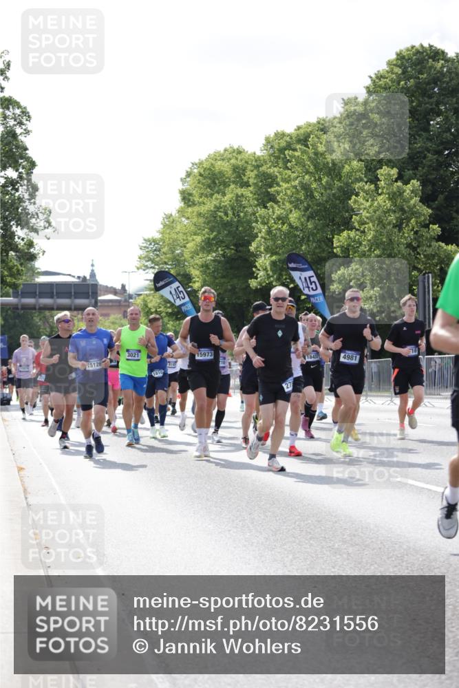 29.06.2025 - hella hamburg halbmarathon Jannik Wohlers http://msf.ph/oto/8231556 29.06.2025 09:52:28 Lombardsbrücke 1070, 1163, 1176, 1415, 1613, 1782, 2189, 2213, 2233, 2788, 2970, 3021, 3098, 3109, 3124, 3917, 3928, 4080, 4277, 4497, 4691, 4933, 4981, 5007, 5476, 5477, 5682, 6716, 7005, 7093, 7191, 7325, 7451, 7599, 7843, 8467, 8704, 8722, 9081, 9213, 9232, 9374, 9538, 10000, 10208, 10211, 10251, 10750, 10969, 11346, 11778, 12372, 12534, 12579, 12588, 12783, 13687, 13709, 13714, 14661, 14690, 14849, 15126, 15133, 15280, 15301, 15356, 15362, 15894, 16414 meine-sportfotos.de