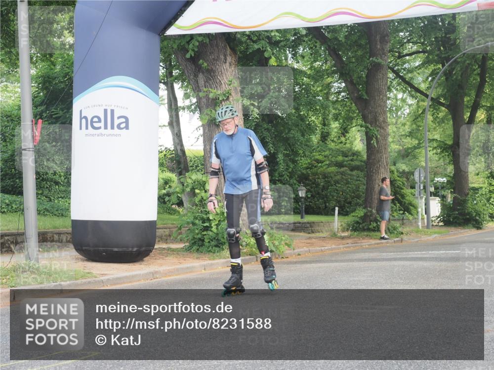 29.06.2025 - hella hamburg halbmarathon KatJ http://msf.ph/oto/8231588 29.06.2025 09:42:23 Zwischen KM18-KM19  meine-sportfotos.de