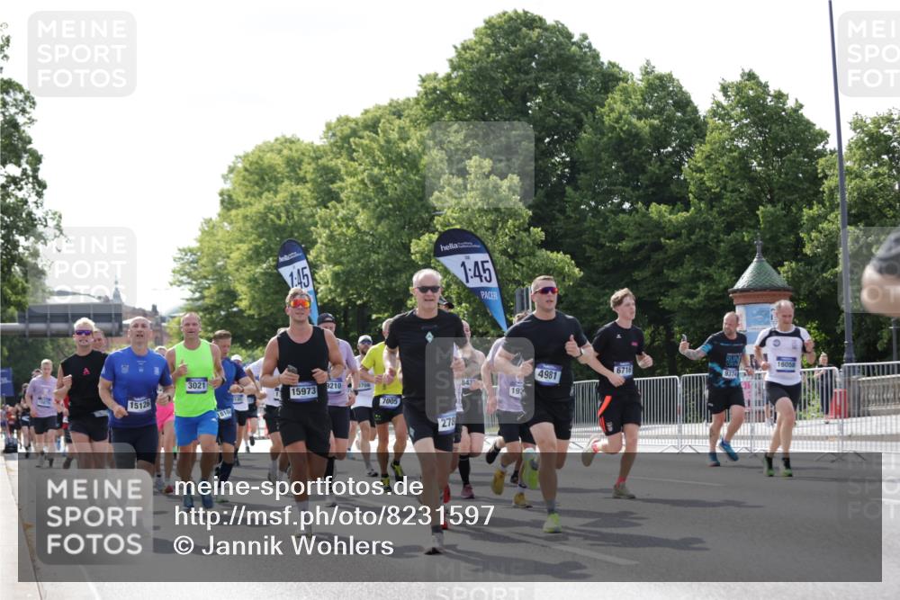 29.06.2025 - hella hamburg halbmarathon Jannik Wohlers http://msf.ph/oto/8231597 29.06.2025 09:52:29 Lombardsbrücke 1070, 1163, 1176, 1613, 1782, 2048, 2189, 2213, 2233, 2788, 2970, 3021, 3098, 3109, 3124, 3917, 3928, 4080, 4277, 4497, 4691, 4933, 4981, 5476, 5477, 5682, 6716, 7005, 7093, 7191, 7325, 7599, 7843, 8145, 8467, 8704, 8722, 8819, 9081, 9213, 9232, 9374, 9538, 10000, 10208, 10211, 10216, 10251, 10750, 10969, 11153, 11346, 11778, 12372, 12534, 12579, 12588, 12783, 13687, 13709, 13714, 13782, 14661, 14690, 14849, 15126, 15133, 15280, 15301, 15356, 15362, 15894, 16414 meine-sportfotos.de