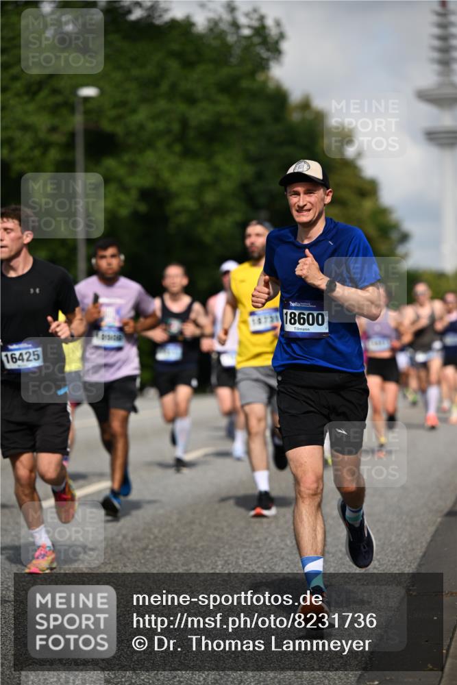 29.06.2025 - hella hamburg halbmarathon Dr. Thomas Lammeyer http://msf.ph/oto/8231736 29.06.2025 09:50:24 Kennedybrücke 1002, 1053, 1396, 1407, 1411, 1577, 1910, 1959, 2563, 2836, 2851, 3790, 3935, 4740, 5152, 5193, 6032, 6305, 6473, 7080, 7466, 7622, 7831, 7867, 8323, 9376, 9508, 10477, 11055, 11370 meine-sportfotos.de